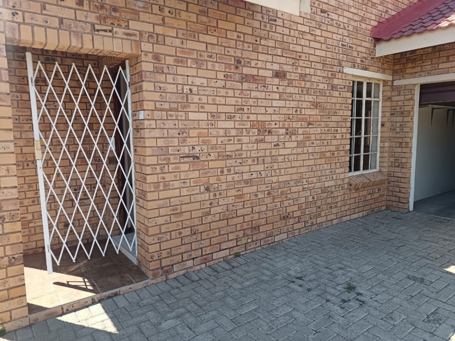 3 Bedroom Property for Sale in Minerva Gardens Northern Cape